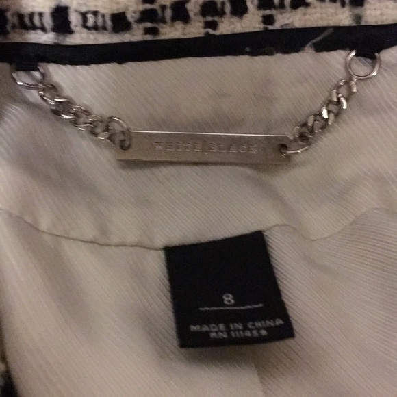 Size 8 blazer White House Black Market - Picture 2 of 4